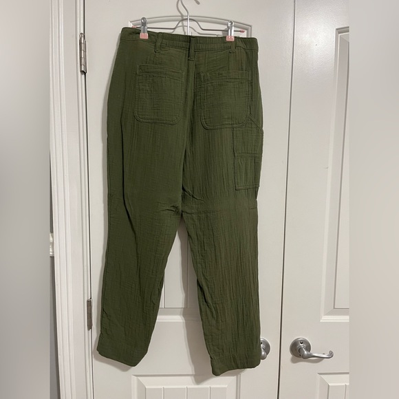 Size 8 olive green 100% cotton pants, super comfy - Picture 2 of 2